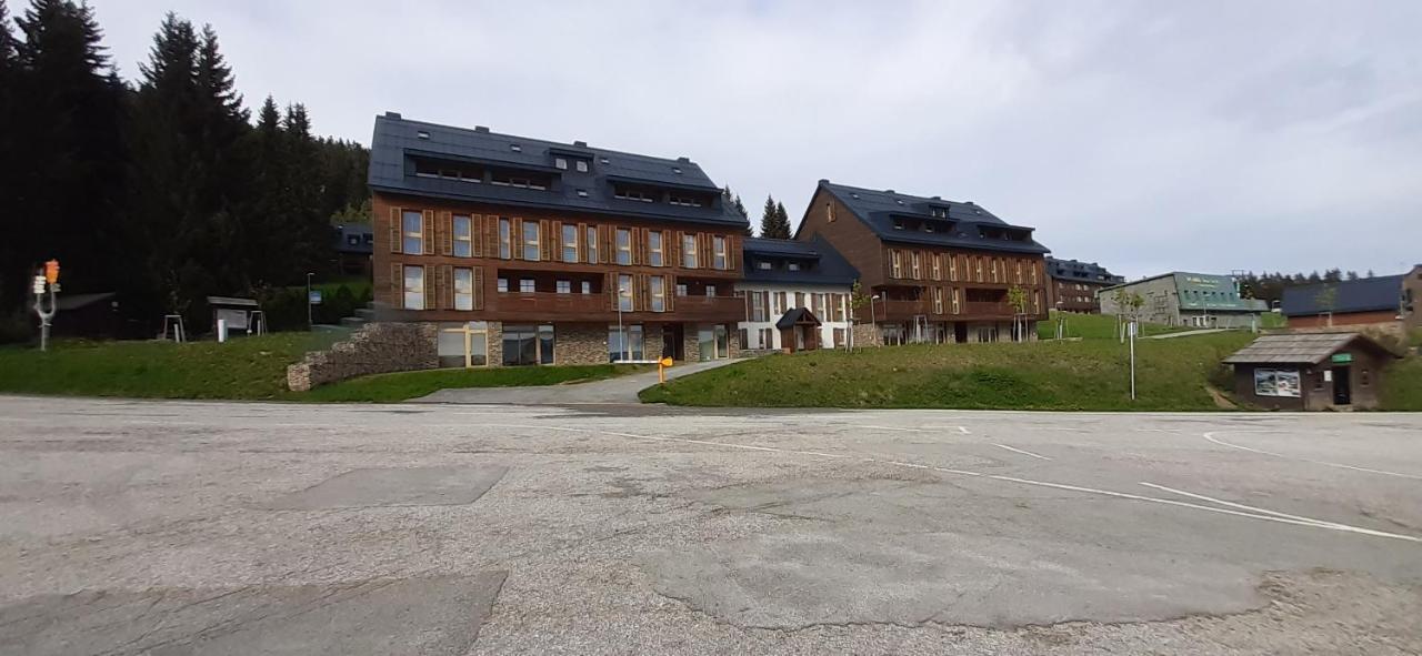 Apartman M5 Horní Mísečky Esterno foto