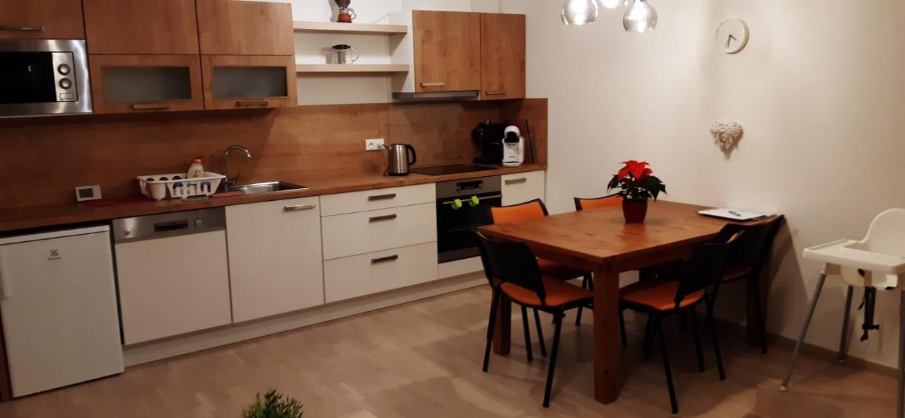 Apartman M5 Horní Mísečky Esterno foto