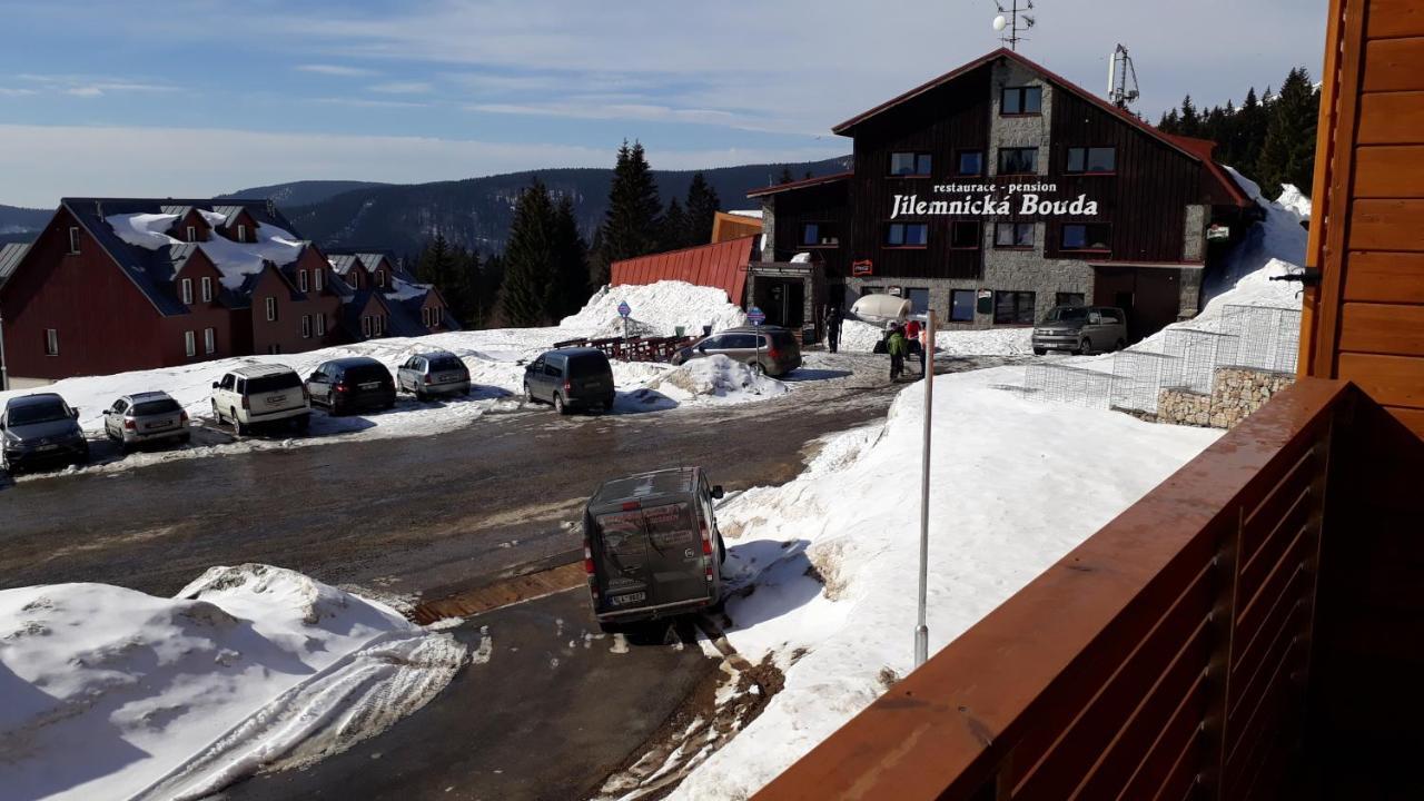 Apartman M5 Horní Mísečky Esterno foto